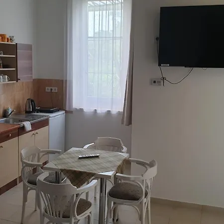Apartman Li-di Kalocsa